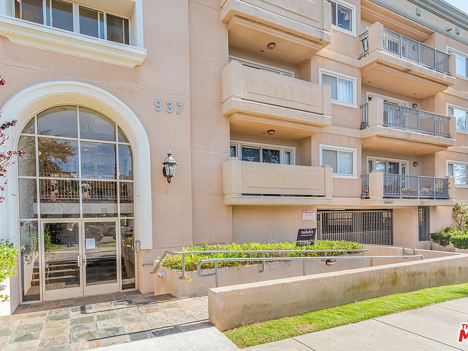 1st image of 937 12th St APT 108