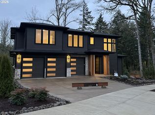 5010 Park Bluff Pl, Lake Oswego, OR