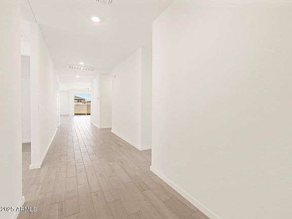 2nd image of 4830 W HUNTER Trail