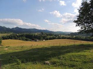 414 Arnold Rd, Honaker, VA 24260