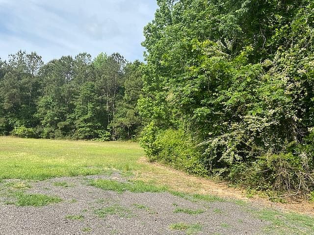 2nd image of 3644 Greeleyville Hwy