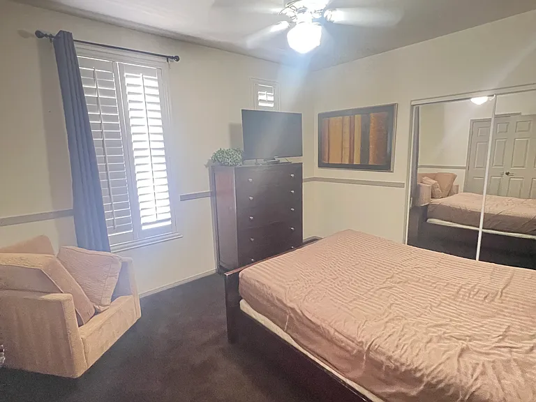 8555 W Russell Rd #2001 — Photo 12