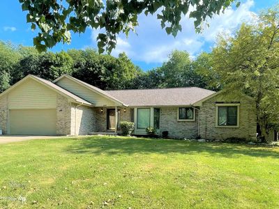 6060 Brookwood Dr, Burton, MI, 48509