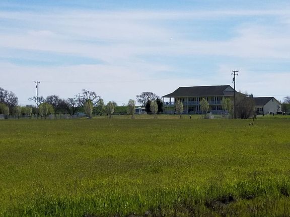 2nd image of 3745 Fisher Ave
