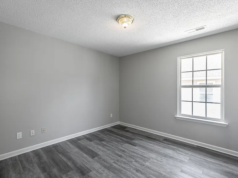 1801 S Lyerly St — Photo 22