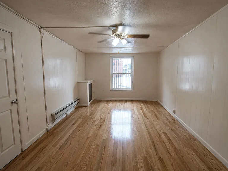 2014 Walnut St #404 — Photo 1