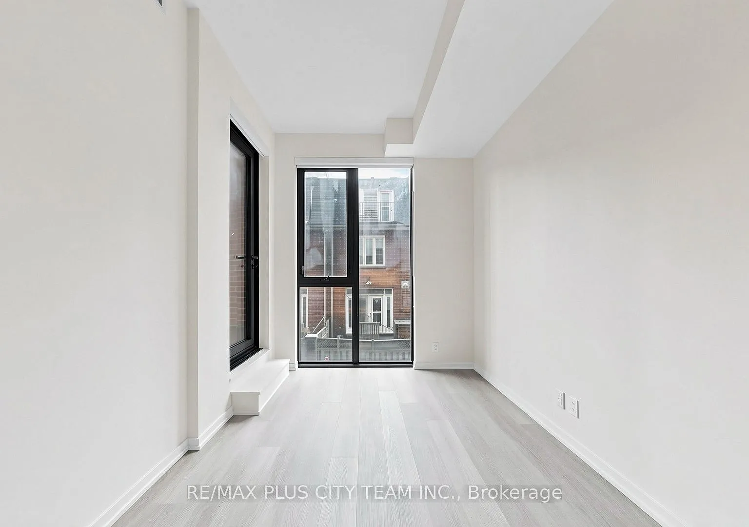 2 bed, $2,554 — Photo 3