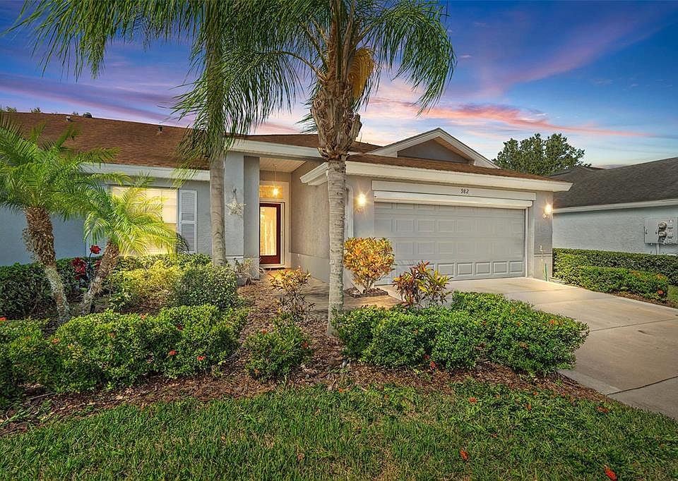 1st image of 982 VILLEROY GREENS DR