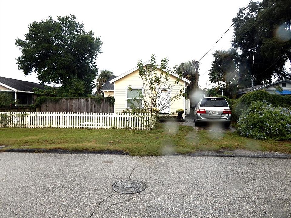 1st image of 8608 N 9TH STREET