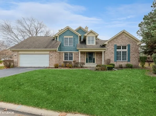 106 Wysteria Dr, Olympia Fields, IL 60461