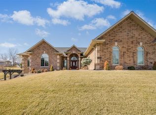 1510 Brown Deer Rd, Coralville, IA 52241