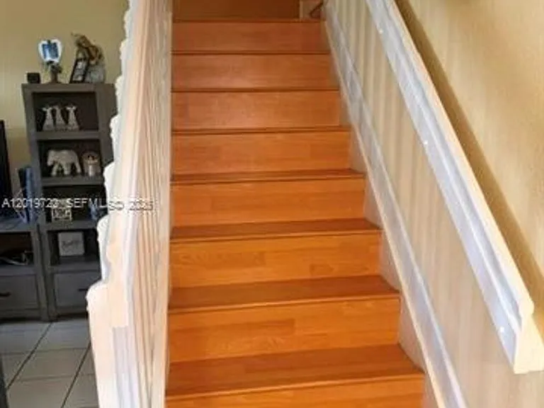 14803 SW 9th Ln #Townhouse 14803 — Photo 8