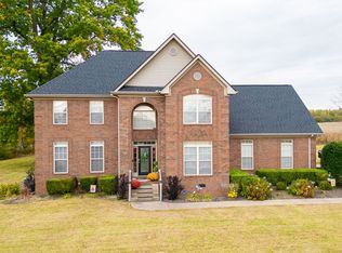 2006 Chris Ct, Pleasant View, TN 37146