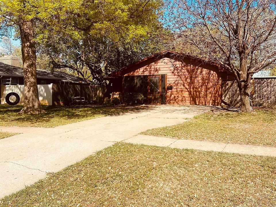 808 Spruce St, Halstead, KS 67056 Zillow