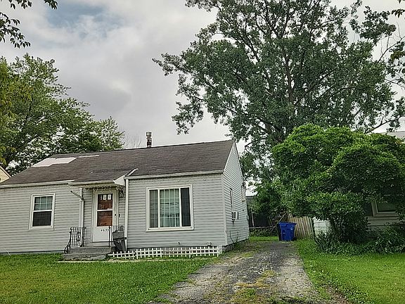 2nd image of 4633 W 148th St