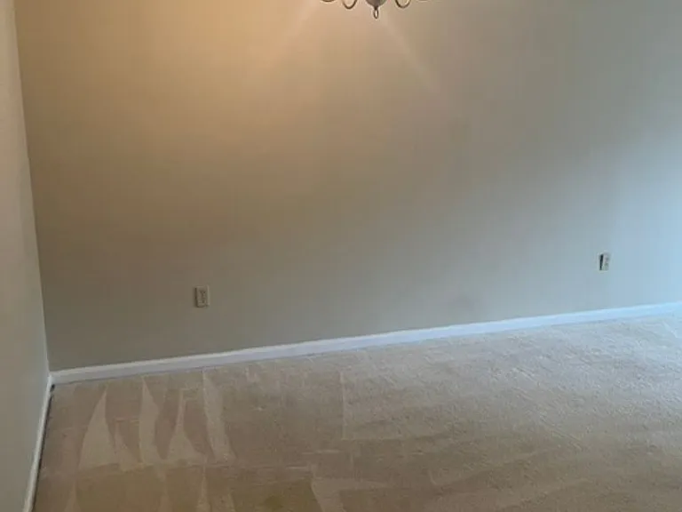 906 Indian Wells Ct — Photo 5