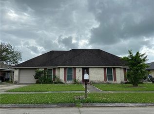 1413 Levee Dr, Houma, LA 70360