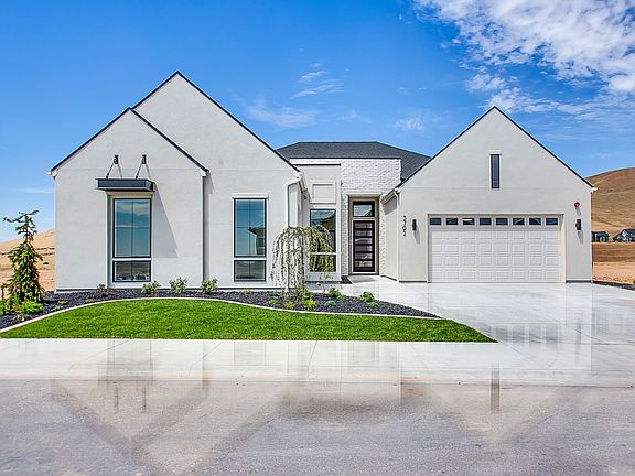 Transitional Cottage Front