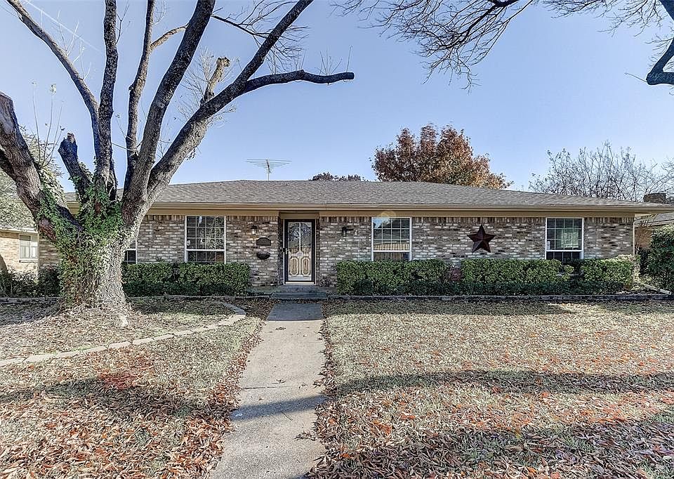 1st image of 1022 Grove Dr