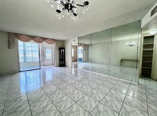 9181 Sunrise Lakes Blvd APT 104, Sunrise, FL 33322
