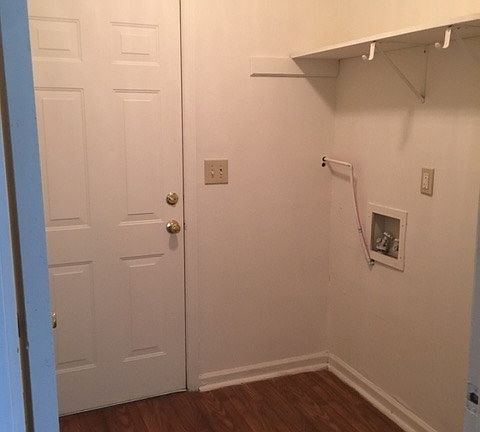 5th image of 4564 Garwood Dr