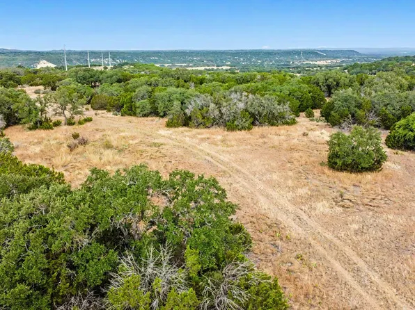 005 Tasiwoo Pvt Rd., Harper, TX 78631