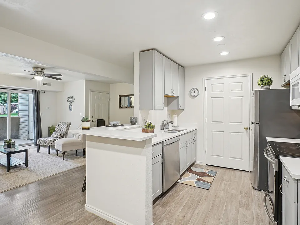 Cambridge Crossing Apartments