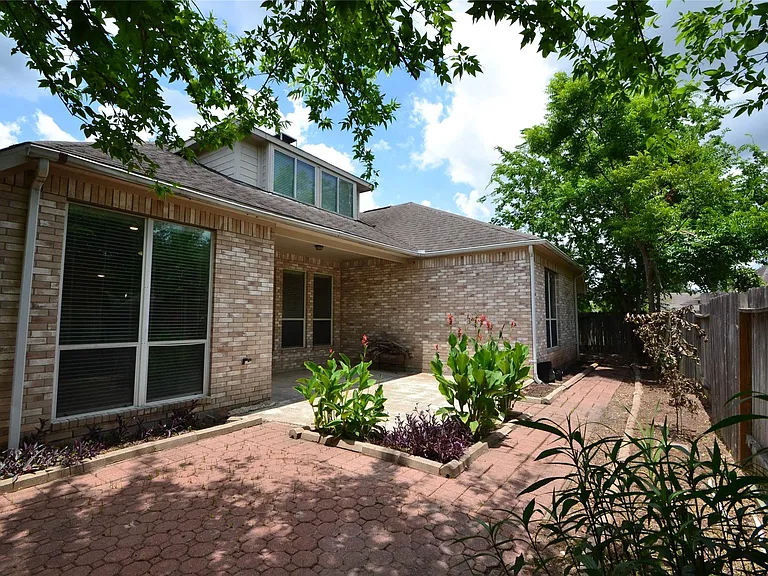 1514 Coyote Hills Ln — Photo 49