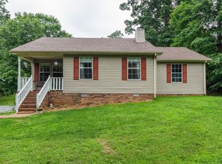 3847 Calista Rd, Cross Plains, TN 37049