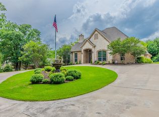 116 Anthony Dr, Lakeside, TX 76108