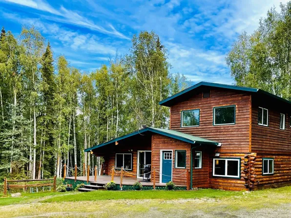 1872 Lynx Ln, Fairbanks, AK 99709