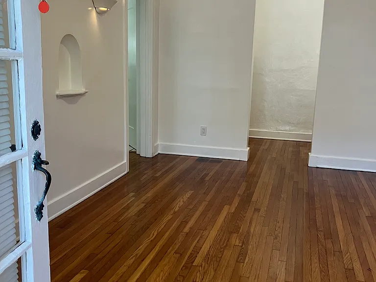 2031 Vista Del Mar Ave #31-3/4 — Photo 5
