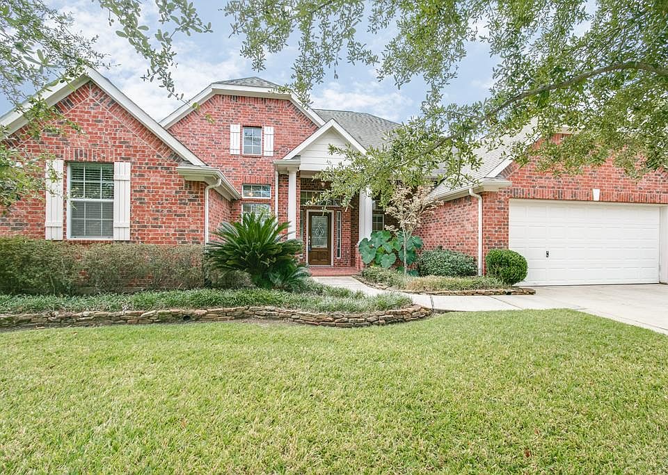 1st image of 9434 Garnet Falls Ln