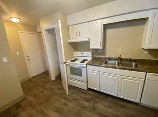 3610 Twana Dr #3620-16, Des Moines, IA 50310