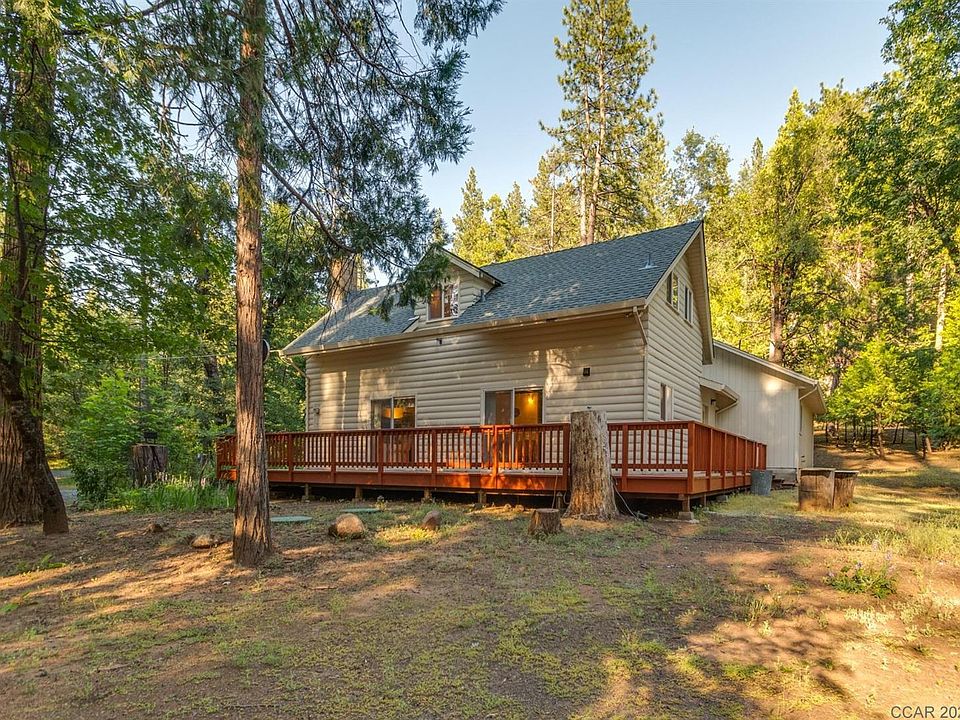 1st image of 2074 Douglas Dr