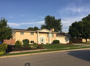 6893 S Luna Way, Cottonwood Heights, UT 84121
