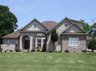65 Wrights Mill Dr, Jackson, TN 38305