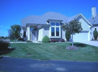 980 Yankee Trace Dr, Dayton, OH 45458