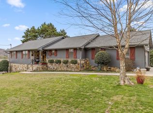 49 Robert E Lee Dr, Ringgold, GA 30736