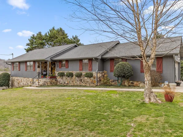 49 Robert E Lee Dr, Ringgold, GA 30736