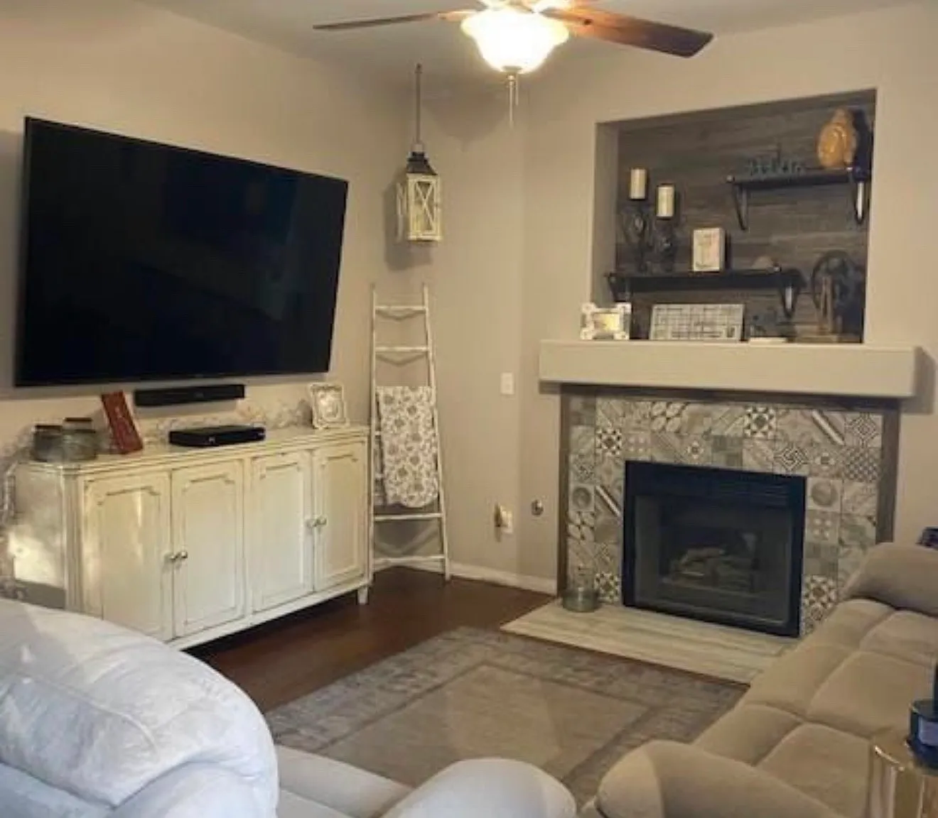 4 bed, 2.5 bath, 1810 sqft, $2,000 — Photo 4