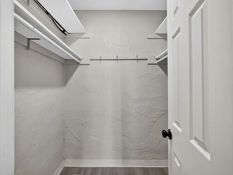 Welcome to Route 66 Apartments in Albuquerque, NM — Photo 6
