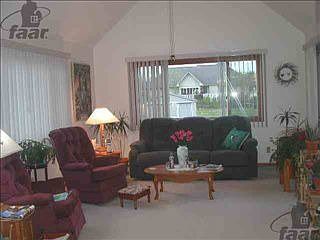 3rd image of 5480 Chatham Ln