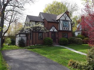 1610 N Greenbrier St, Arlington, VA 22205