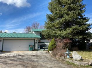 10283 N Sunview Ln, Hayden Lake, ID 83835