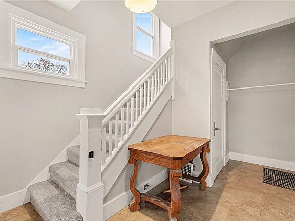 5th image of 3519 McHenry Ave