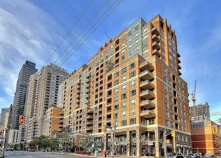 887 Bay St #1009 — Photo 1