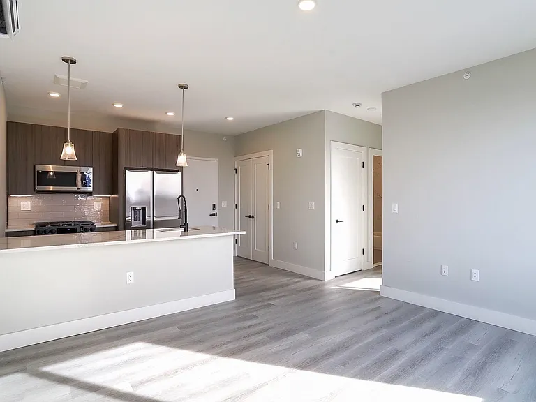 3516 John F Kennedy Blvd #505 — Photo 1
