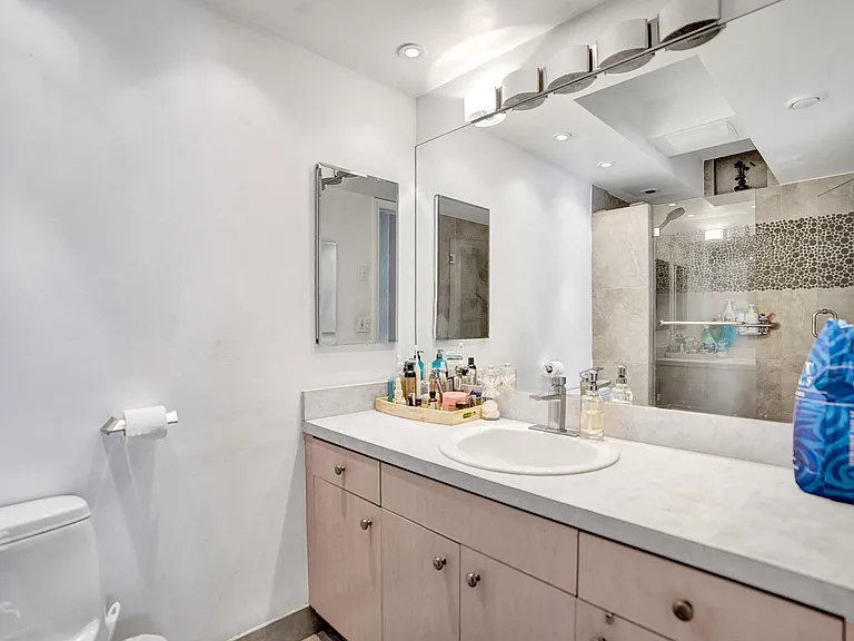 3000 E Sunrise Blvd #14F — Photo 41