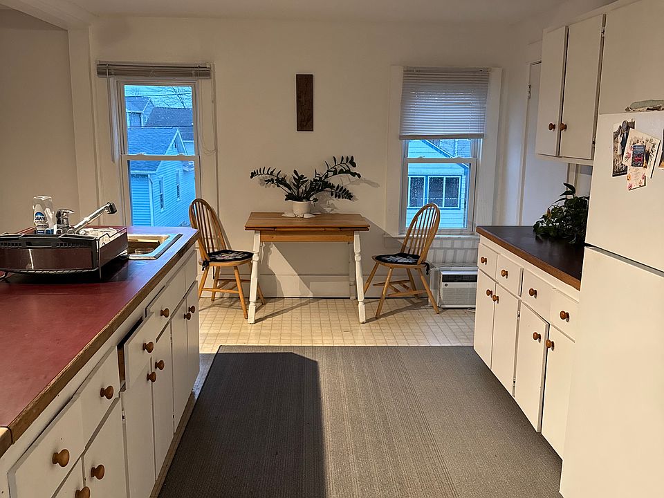 1st image of 20 Seacliff Ave #202